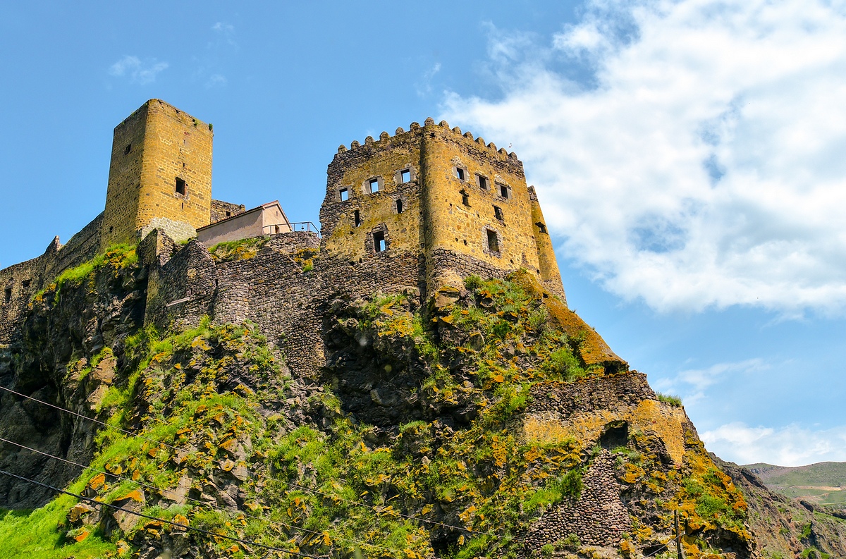 Древняя крепость Хертвиси