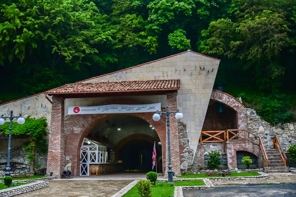 Винодельня Khareba