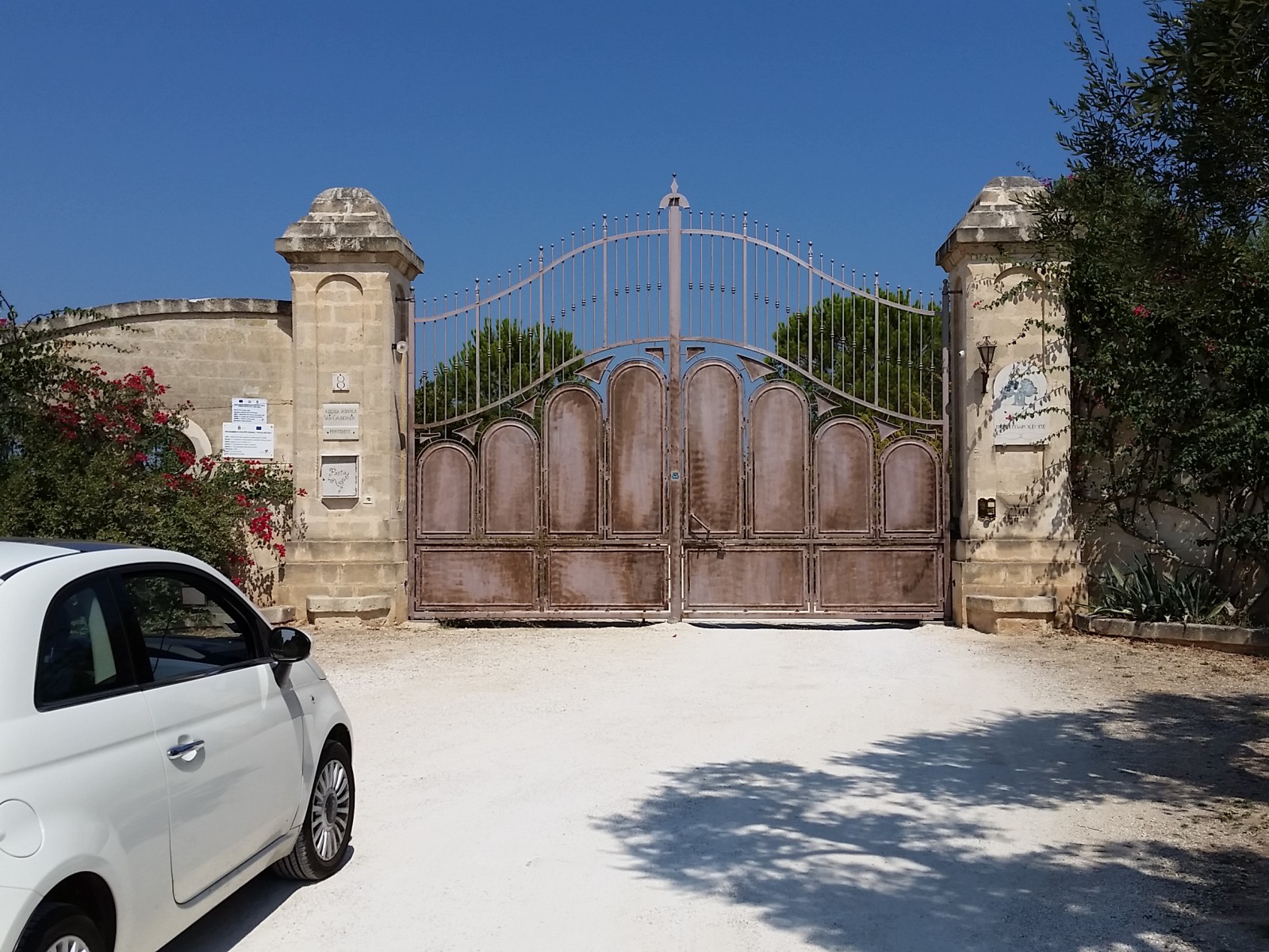 Въезд в массерию, фото Алексеев Олег