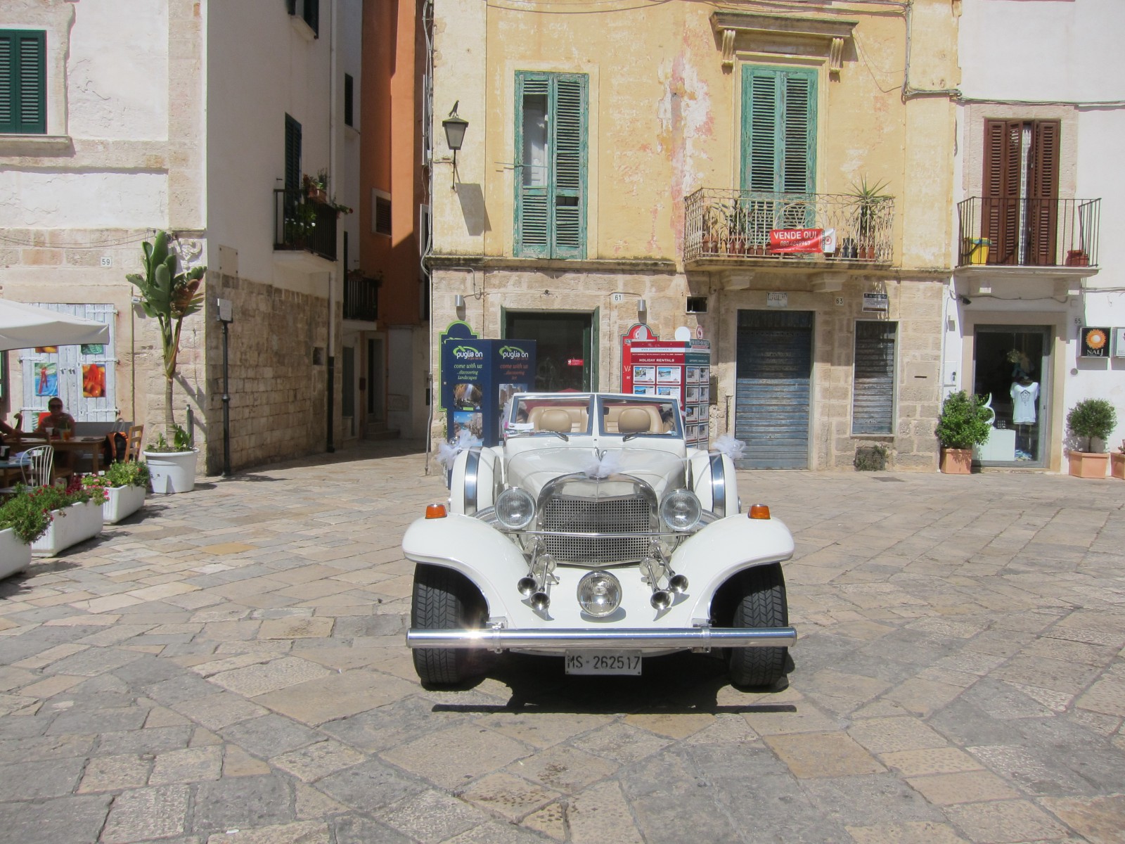 На центральной площади города, фото Олег Алексеев
