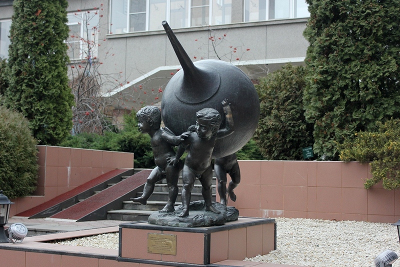 Железноводск. Памятник клизме, © Е.Веденьев