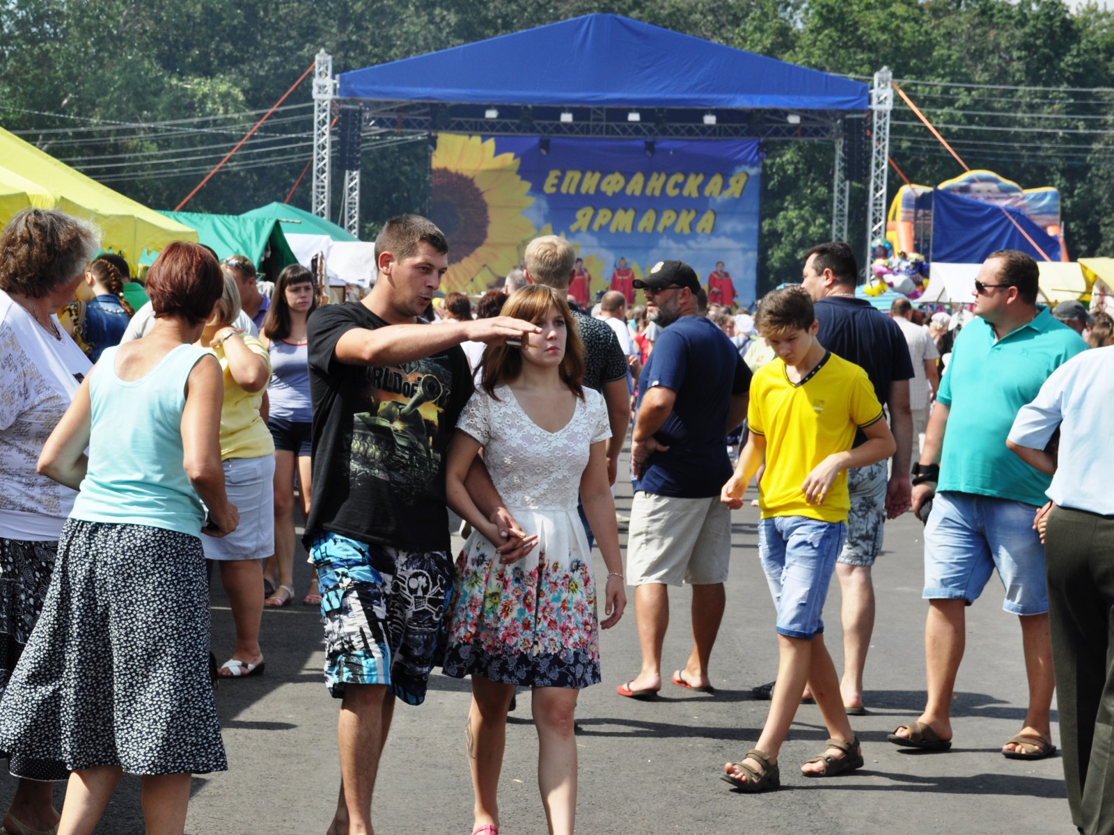 На ярмарке, фото Константин Исааков