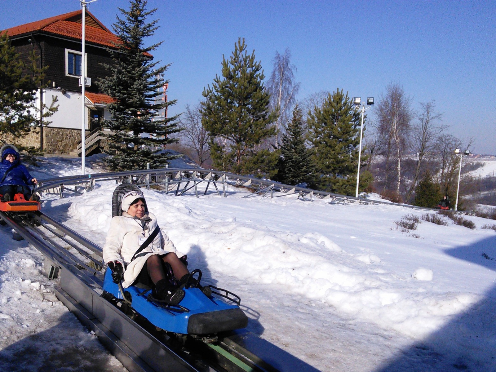 Парк Яхрома. На финише Сумасшедшего тобогана, фото Константин Исааков