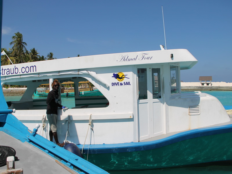 В отеле предусмотрена бесплатная поездка на катере