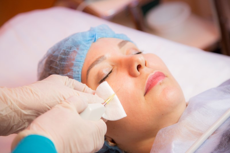 Карбокситерапия - это лечебно-омолаживающая методика, основанная на подкожных введениях углекислого газа