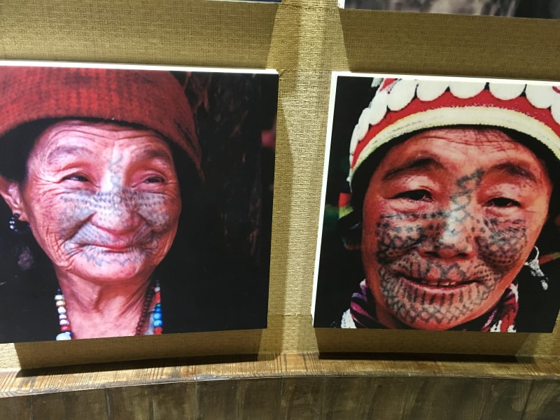 Девушки народности Ли прятали свою красоту за татуировками , © А. Полянская