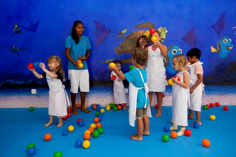 Центр отдыха Majaa в Kurumba Maldives