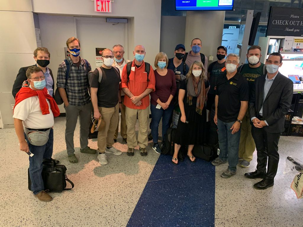 Первая группа туристов