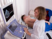 Эхокардиография, позволяет выявить заболевания сердца